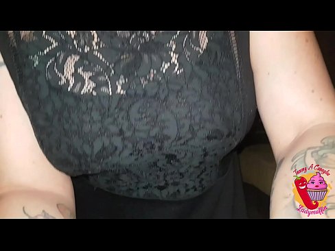 ❤️ Njerka e përdalë i jep atij një blowjob dhe spanjisht ❤️❌ Porno ruse tek ne ❌